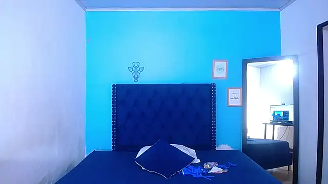 kinky redhead18 online show from February 9, 2:10 pm