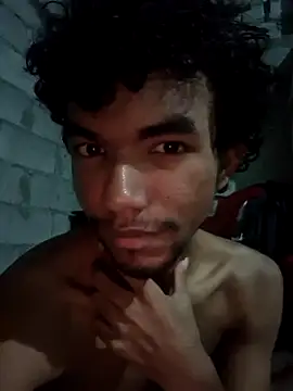 Reynold2608 online show from October 16, 11:39 pm