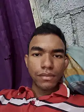 Reynold2608 online show from November 21, 1:32 pm