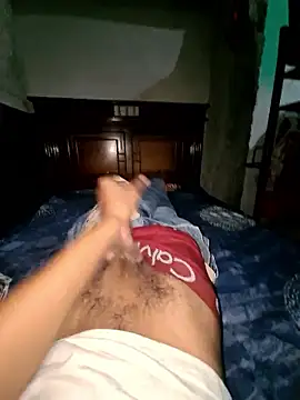 Reynold2608 online show from January 8, 4:15 am