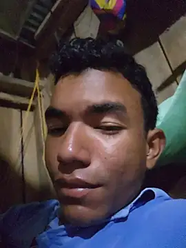 Reynold2608 online show from June 28, 1:55 am