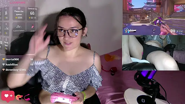 Snapshot of sobresalinaa chatting on September 22, 3:41 am sobresalinaa online show from September 22, 3:41 am