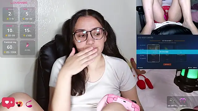 Snapshot of sobresalinaa chatting on October 3, 2:30 am sobresalinaa online show from October 3, 2:30 am