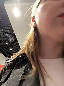 Sunny   Bunny online show from February 22, 2:19 pm