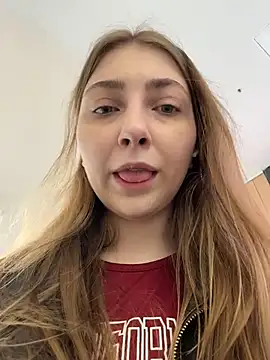 Snapshot of Sunny___Bunny chatting on April 2, 1:42 pm Sunny Bunny online show from April 2, 1:42 pm