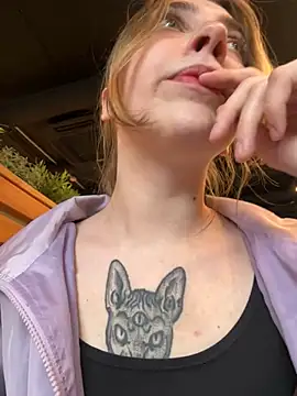 Snapshot of Sunny___Bunny chatting on July 7, 1:04 pm Sunny Bunny online show from July 7, 1:04 pm