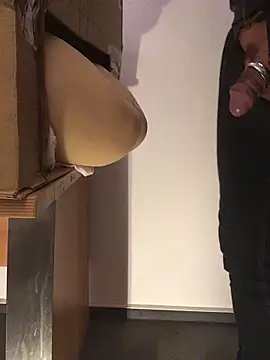 Inseminator69 online show from March 22, 1:30 pm