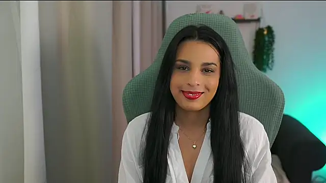 Snapshot of mila__denver chatting on February 20, 12:04 pm mila denver online show from February 20, 12:04 pm