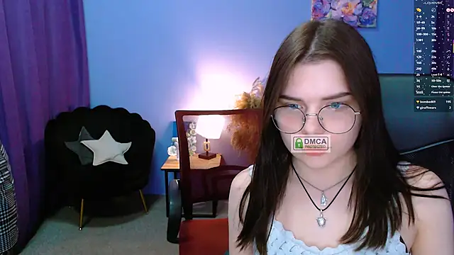 Snapshot of pure_radiance1 chatting on January 17, 4:04 pm pure radiance1 online show from January 17, 4:04 pm