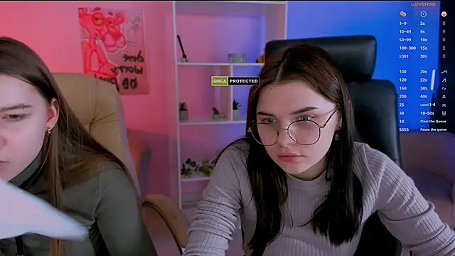 Snapshot of pure_radiance1 chatting on February 8, 4:04 pm pure radiance1 online show from February 8, 4:04 pm