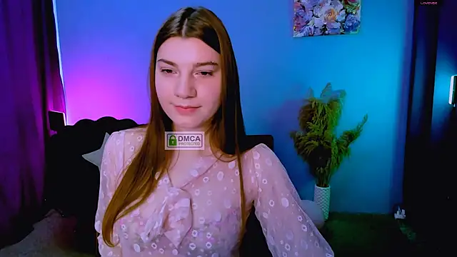 Snapshot of pure_radiance1 chatting on February 14, 10:07 am pure radiance1 online show from February 14, 10:07 am