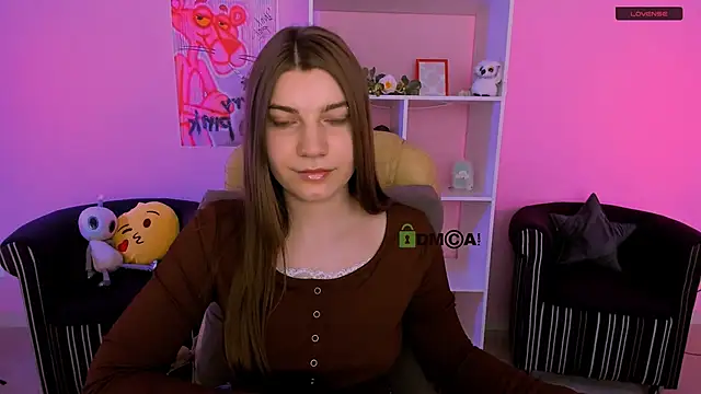 Snapshot of pure_radiance1 chatting on September 11, 5:40 am pure radiance1 online show from September 11, 5:40 am