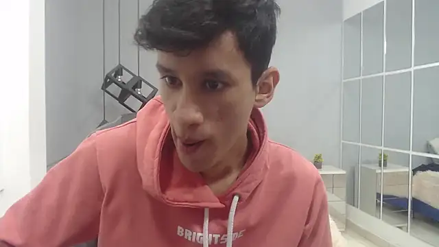 Snapshot of alan_ws chatting on December 10, 12:27 pm alan ws online show from December 10, 12:27 pm