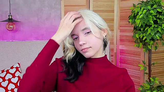 as1an girlfriend online show from March 8, 2:55 am