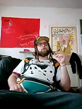 Ozomitro online show from February 26, 3:30 pm