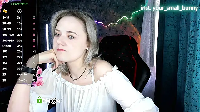 Your small bunny online show from July 19, 2:04 am