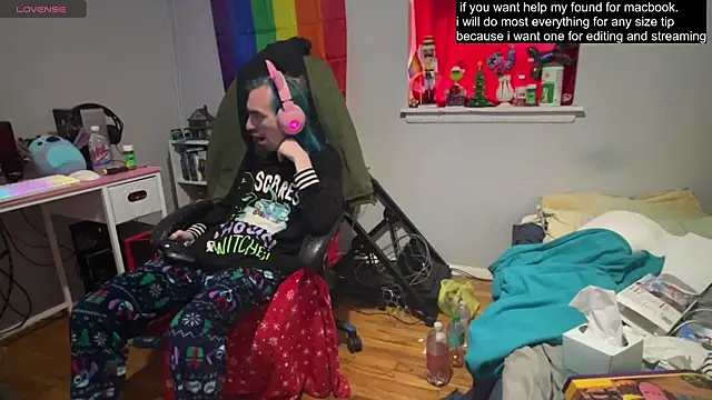 tallnerdyguy online show from March 17, 10:06 pm