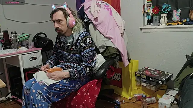 tallnerdyguy online show from February 23, 12:41 am