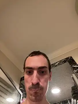 Snapshot of tallnerdyguy chatting on May 27, 3:47 am tallnerdyguy online show from May 27, 3:47 am