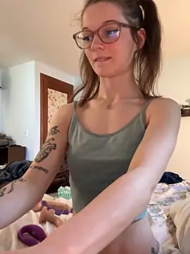 Snapshot of dreamteemergirl chatting on September 18, 7:38 pm dreamteemergirl online show from September 18, 7:38 pm