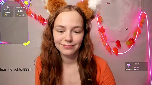 Snapshot of Fox_Lisa chatting on October 15, 8:20 pm Fox Lisa online show from October 15, 8:20 pm