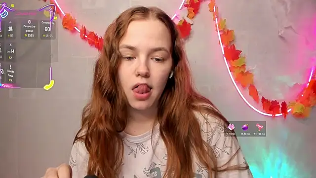 Snapshot of Fox_Lisa chatting on October 19, 8:20 pm Fox Lisa online show from October 19, 8:20 pm