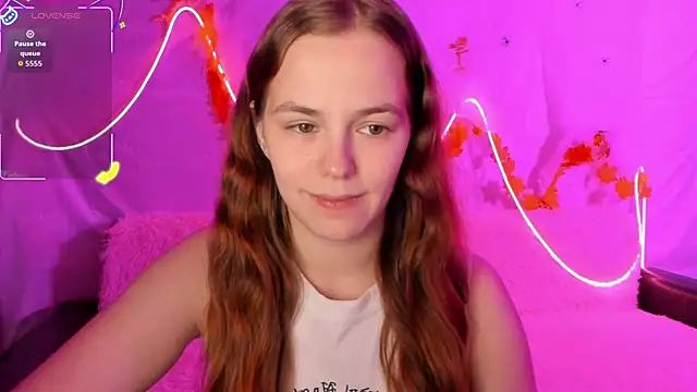 Snapshot of Fox_Lisa chatting on November 6, 10:21 pm Fox Lisa online show from November 6, 10:21 pm