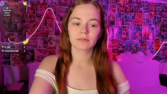 Snapshot of Fox_Lisa chatting on December 4, 9:34 pm Fox Lisa online show from December 4, 9:34 pm