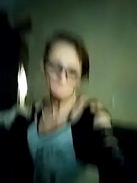 ivylee31 online show from December 12, 4:48 am