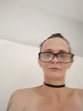 ivylee31 online show from January 31, 2:37 am