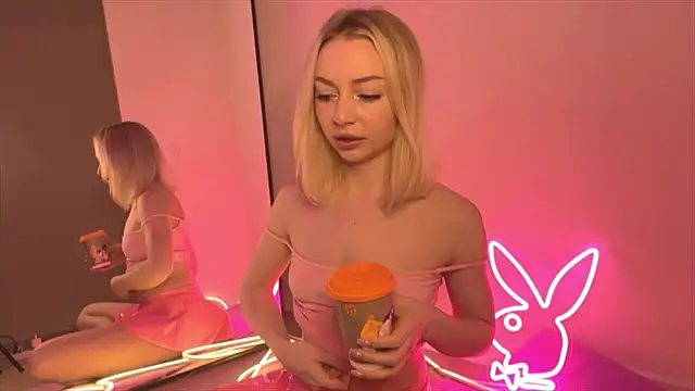 melissa grr online show from December 4, 6:49 pm