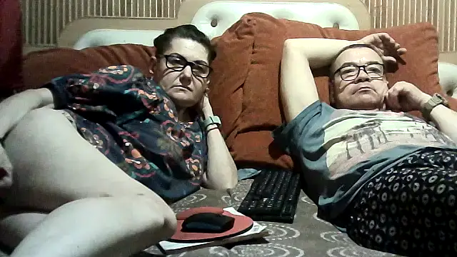 AlanaLaDream online show from November 1, 5:59 pm