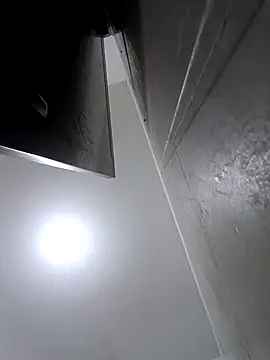 Snapshot of Samser0403 chatting on February 23, 6:11 am Samser0403 online show from February 23, 6:11 am