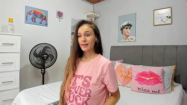 naughtyloverss online show from June 23, 1:53 pm