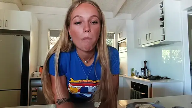 lexifeverr online show from January 26, 4:09 am