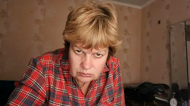 Ettie Tonia online show from November 10, 12:59 pm