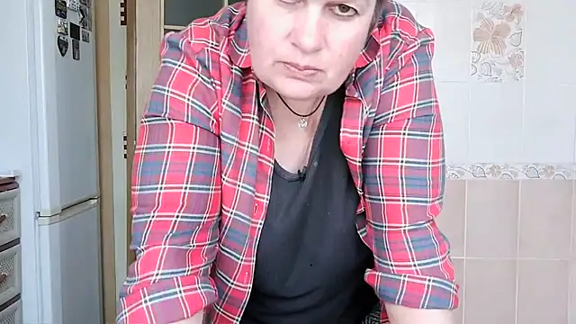 Ettie Tonia online show from March 29, 11:21 am