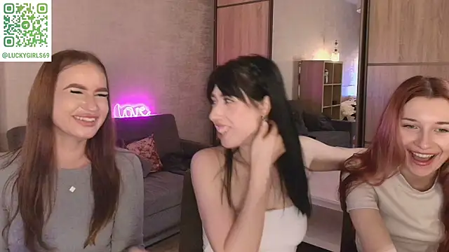 KeithTown online show from October 9, 5:33 pm