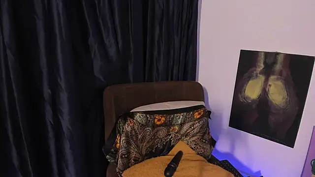 badsombra online show from October 6, 4:26 pm