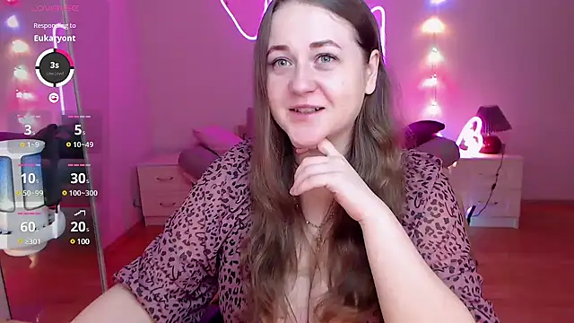 Snapshot of LizzyShine chatting on January 15, 4:43 pm LizzyShine online show from January 15, 4:43 pm