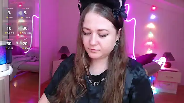 Snapshot of LizzyShine chatting on January 27, 4:33 pm LizzyShine online show from January 27, 4:33 pm