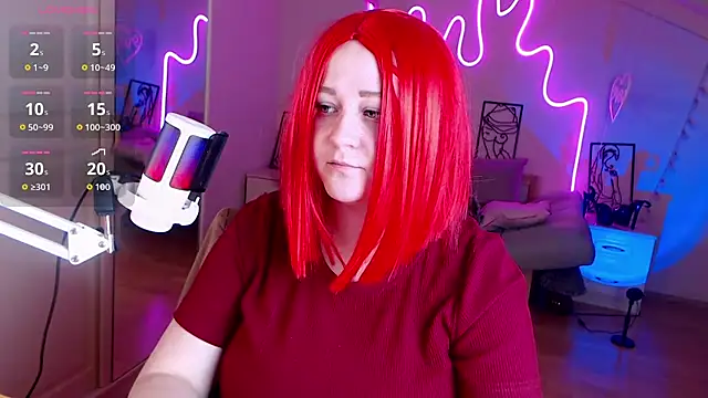 Snapshot of LizzyShine chatting on September 12, 4:07 pm LizzyShine online show from September 12, 4:07 pm