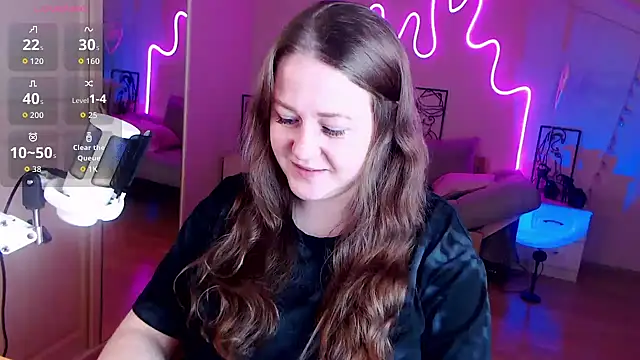 Snapshot of LizzyShine chatting on September 15, 5:24 pm LizzyShine online show from September 15, 5:24 pm