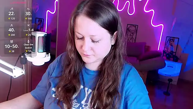 Snapshot of LizzyShine chatting on September 23, 3:59 pm LizzyShine online show from September 23, 3:59 pm