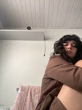 magalunabb online show from October 22, 4:18 pm