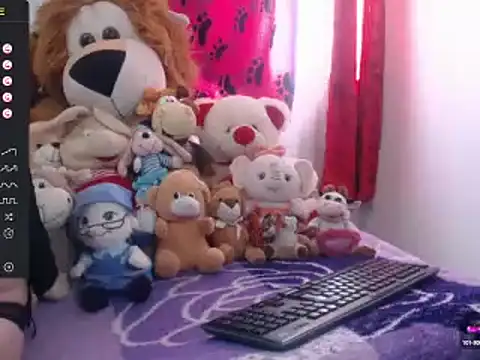 Snapshot of lorenitha_20 chatting on February 5, 3:42 pm lorenitha 20 online show from February 5, 3:42 pm