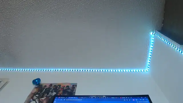 Snapshot of lorenitha_20 chatting on October 8, 9:29 am lorenitha 20 online show from October 8, 9:29 am