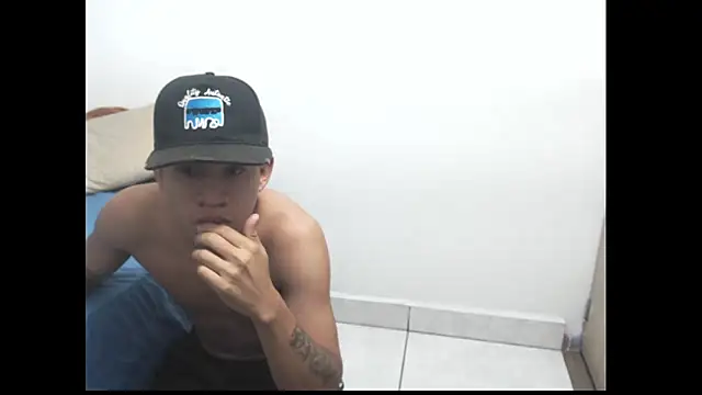 logannth online show from October 14, 9:21 am