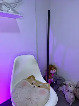 kristynmassey online show from February 6, 9:49 pm