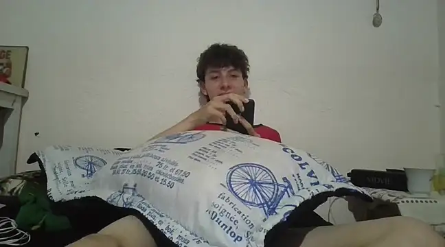 Dylan desire  online show from January 20, 11:10 pm